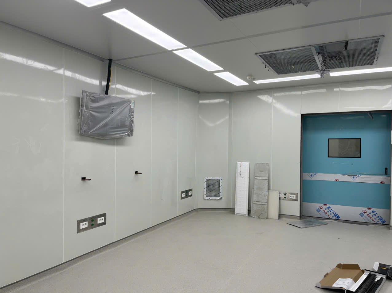 Phòng mổ ĐH Y Hà Nội